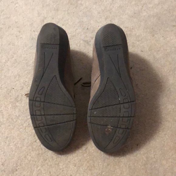 Size 8 1/2 Tan Sperry Wedges (barely ever worn) - Picture 4 of 7